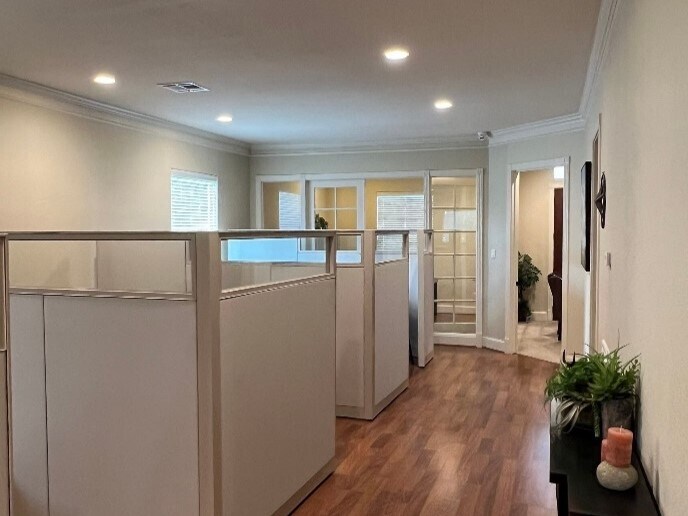 More Photos Of 11623 Spring Cypress Rd, Tomball Office For Sale