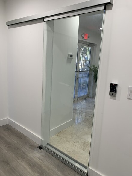 More Photos Of 4960 NW 165th St, Miami Warehouse For Sale