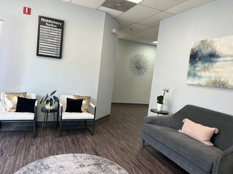 More Photos Of 900 Straits Tpke, Middlebury Office For Sale