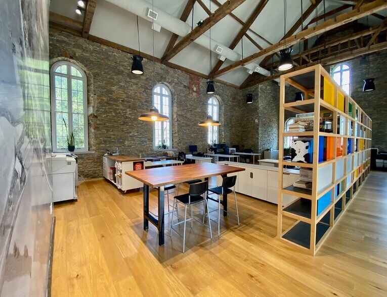 More Photos Of 2960 Columbus Pike, Delaware Office For Lease