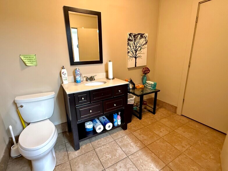 More Photos Of 2120 N 14th St, Ponca City Freestanding For Lease