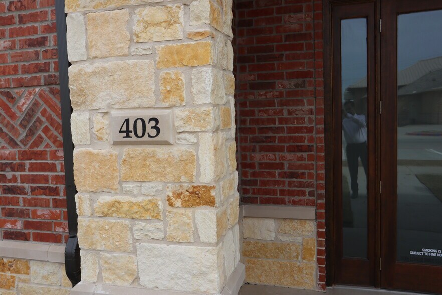 More Photos Of 400 Stonebrook Pky, Frisco Office For Sale