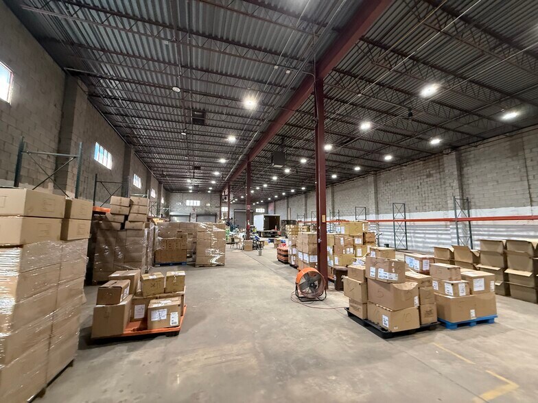 More Photos Of 2250 Urbanowitz Ave, Linden Industrial For Lease