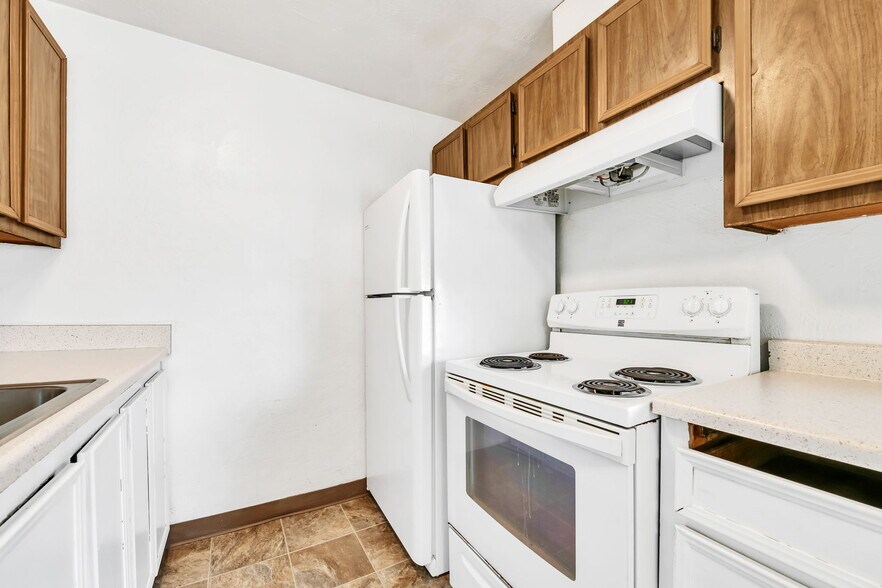 More Photos Of 3942 Ward Dr NE, Salem Apartments For Sale