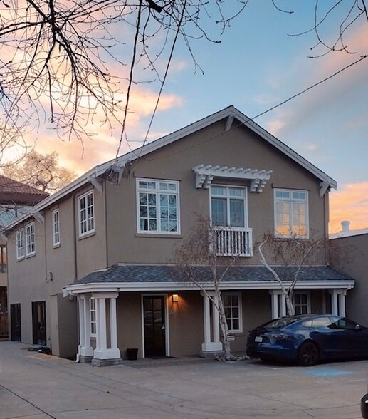 Primary Photo Of 77 Front St, Danville Medical For Lease