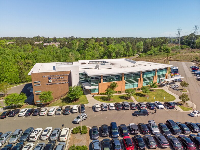 More Photos Of 249 E NC 54 Hwy, Durham Medical For Lease