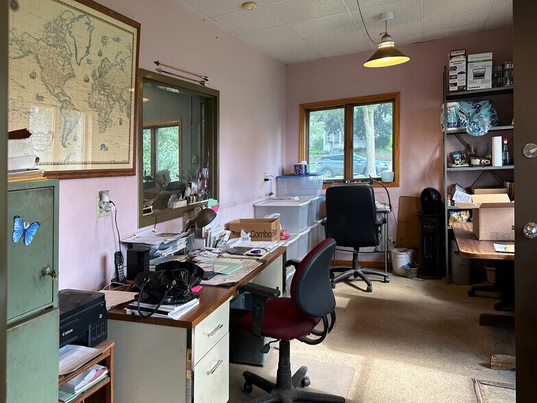 More Photos Of 2603 E 7th Ave, North Saint Paul Light Manufacturing For Sale