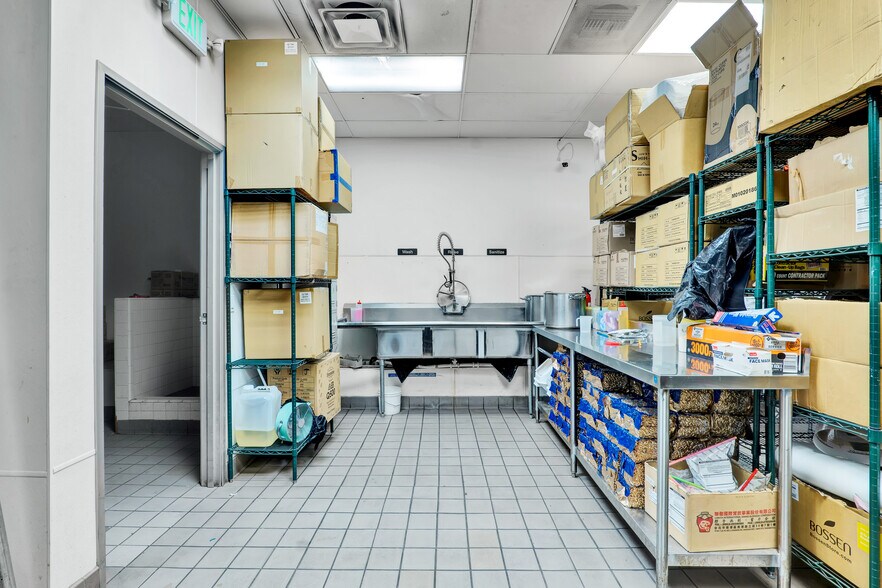 More Photos Of 506 S Myrtle Ave, Monrovia Storefront For Sale