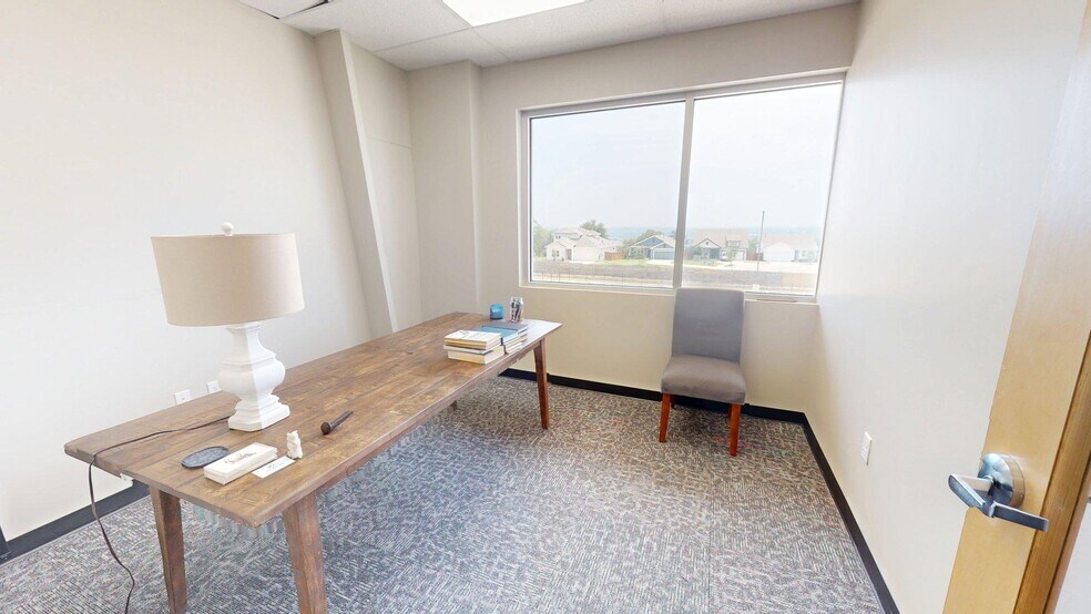 More Photos Of 9025 W State Highway 29, Liberty Hill Office For Sale