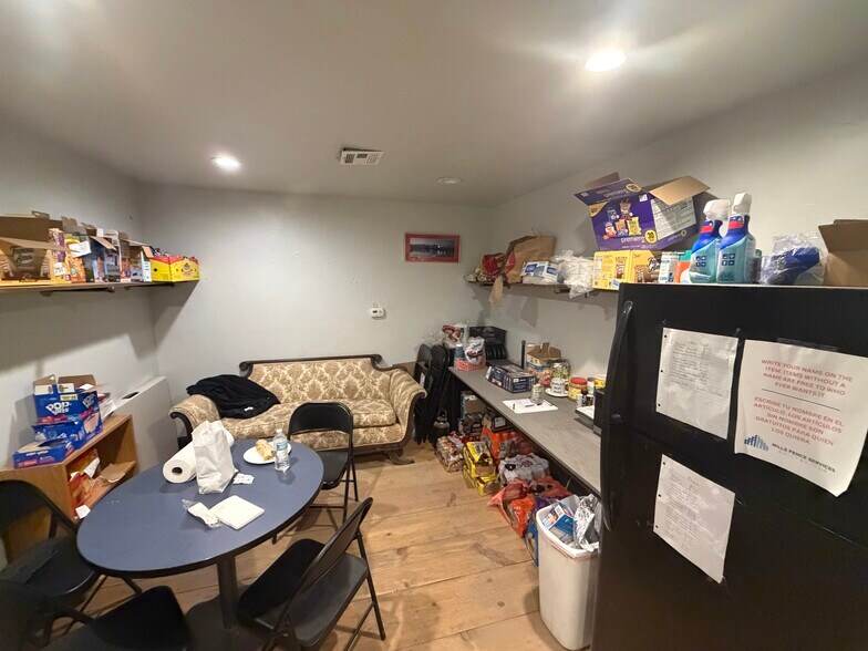 More Photos Of 552 W 138th St, Glenpool Service For Sale