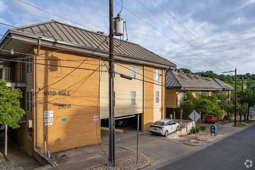 More Photos Of 2520 Longview St, Austin Office For Lease