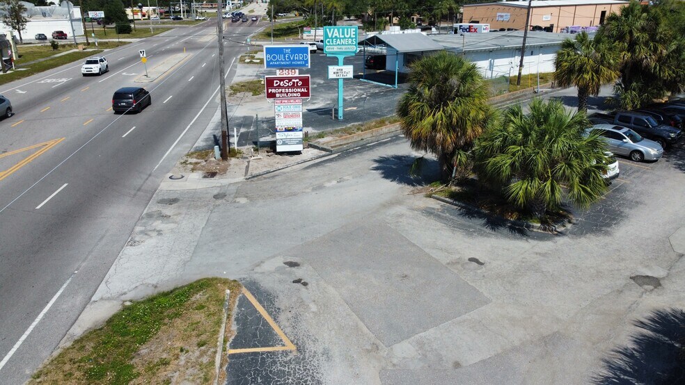 More Photos Of 239 US Hwy 301 E, Bradenton Office For Sale