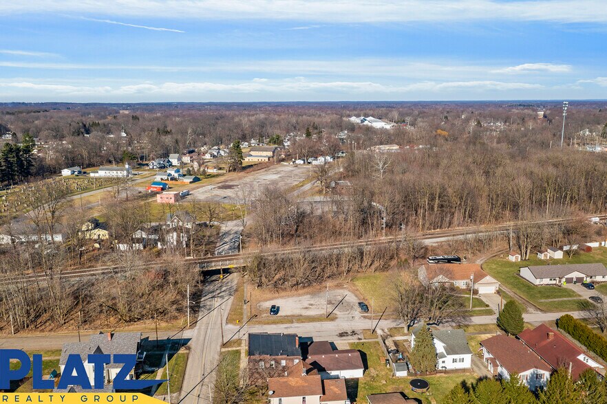 More Photos Of 231 N Center St, Newton Falls Bar For Sale