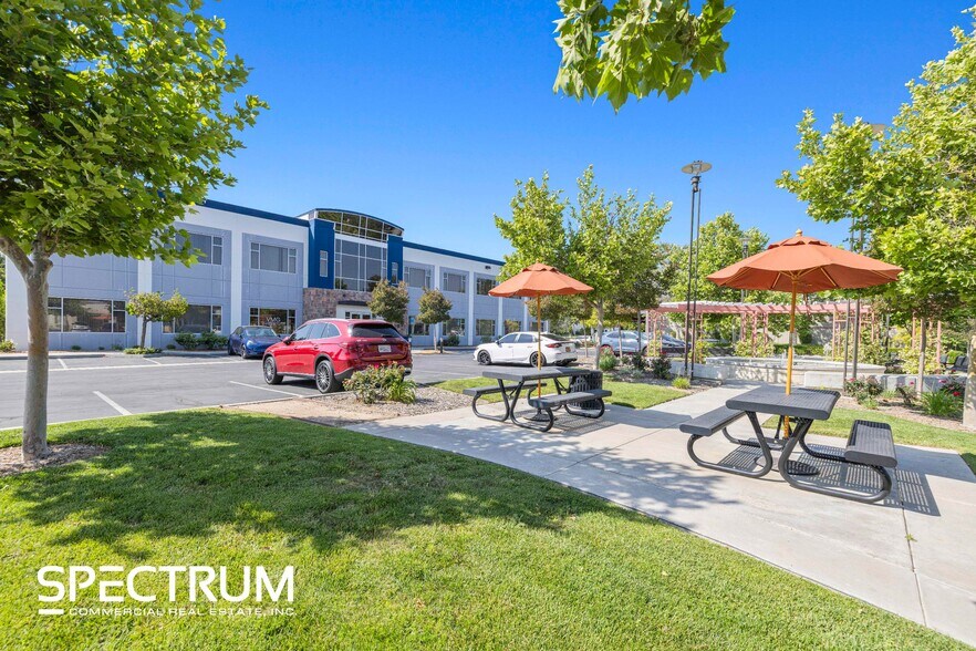 More Photos Of 25106 Avenue Tibbitts, Valencia Loft Creative Space For Lease
