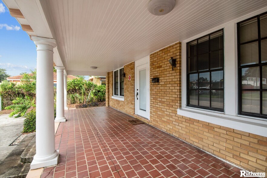 More Photos Of 114 Palmola St, Lakeland Office Residential For Lease