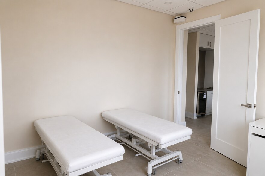 More Photos Of 35 Sunday Dr, Aurora Office For Sale