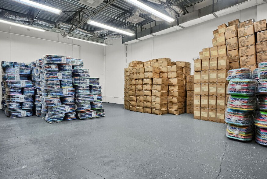 More Photos Of 5900 NW 97th Ave, Miami Warehouse For Sale