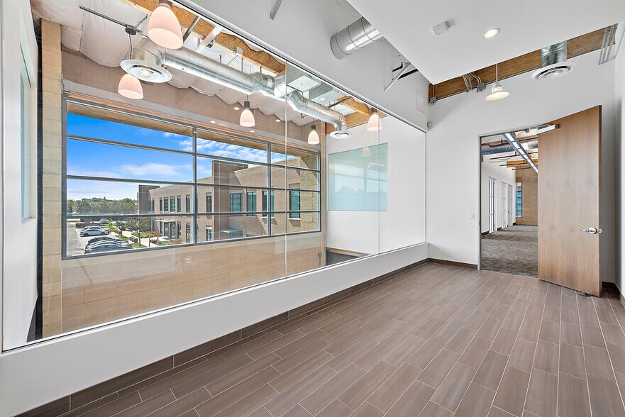 More Photos Of 16530 Bake Pky, Irvine Loft Creative Space For Lease