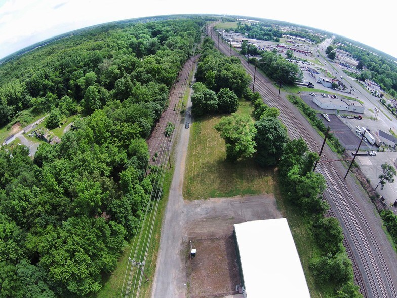 More Photos Of 200 S Post Rd, Aberdeen Warehouse For Lease