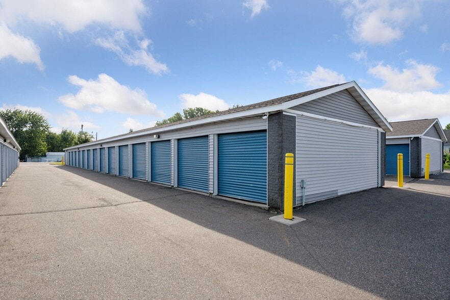 More Photos Of 4011 Maciver Ave NE, Saint Michael Self Storage For Sale