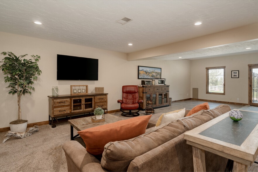 More Photos Of 28464 Highway 257, Greeley Specialty For Sale