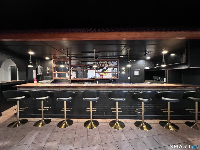 More Photos Of 2 West Ave, Bridgeport Storefront Retail Residential For Lease