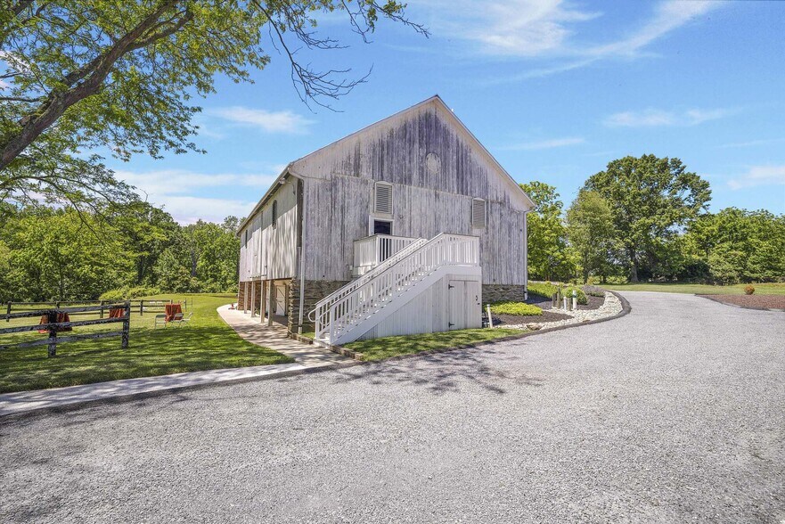 More Photos Of 1902 Jefferson Pike, Brunswick Lodge Meeting Hall For Lease