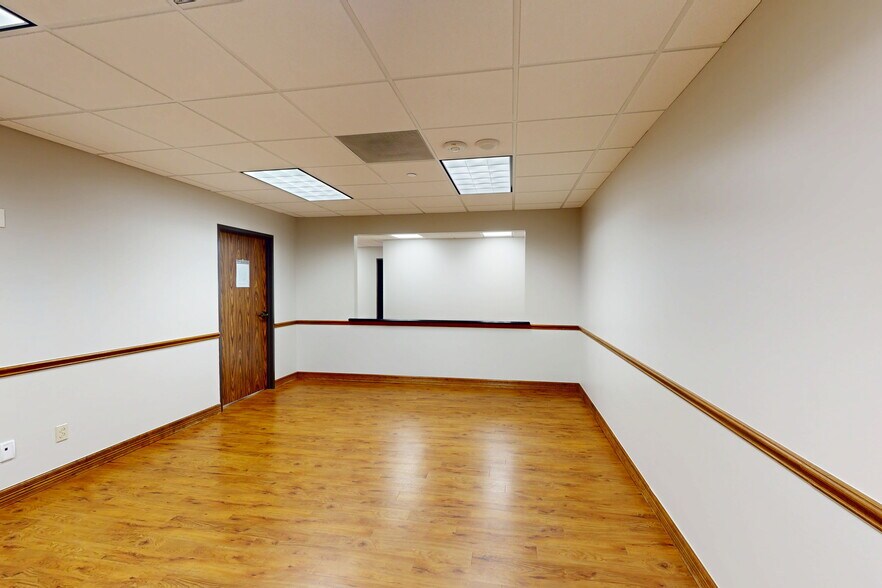 More Photos Of 1315 St Joseph Pky, Houston Medical For Sale