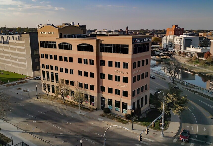 More Photos Of 200 E 10th St, Sioux Falls Office For Lease