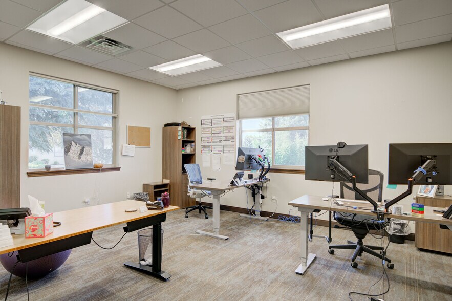 More Photos Of 351 Evergreen Dr, Bozeman Office For Sale