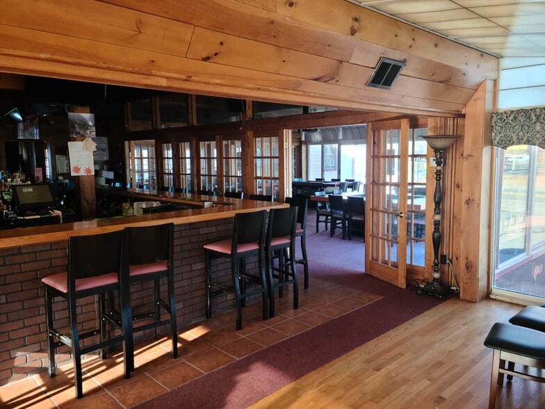 More Photos Of 115 S Main St, West Bridgewater Restaurant For Sale