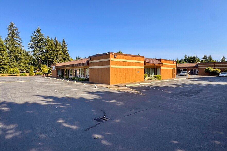 More Photos Of 5707 Lacey Blvd, Lacey Unknown For Lease