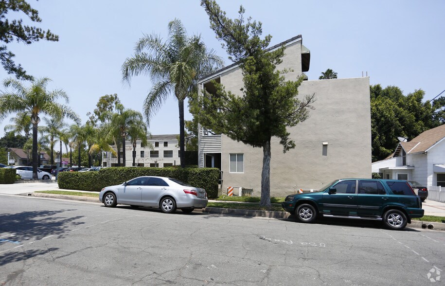 More Photos Of 1028 N Lake Ave, Pasadena Office For Lease