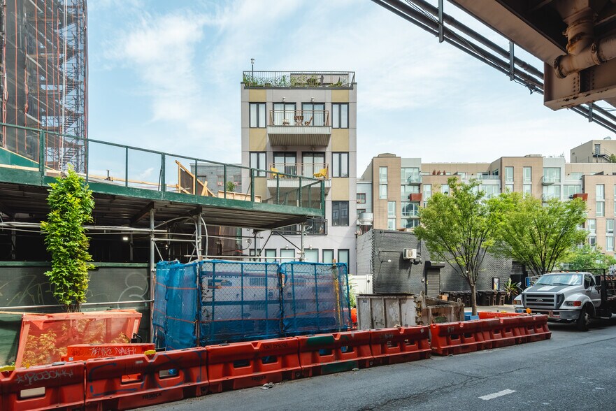 More Photos Of 56 Frost St, Brooklyn Apartments For Sale