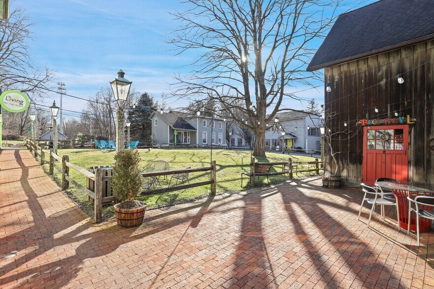 More Photos Of 792 Route 35, Cross River Office Residential For Lease