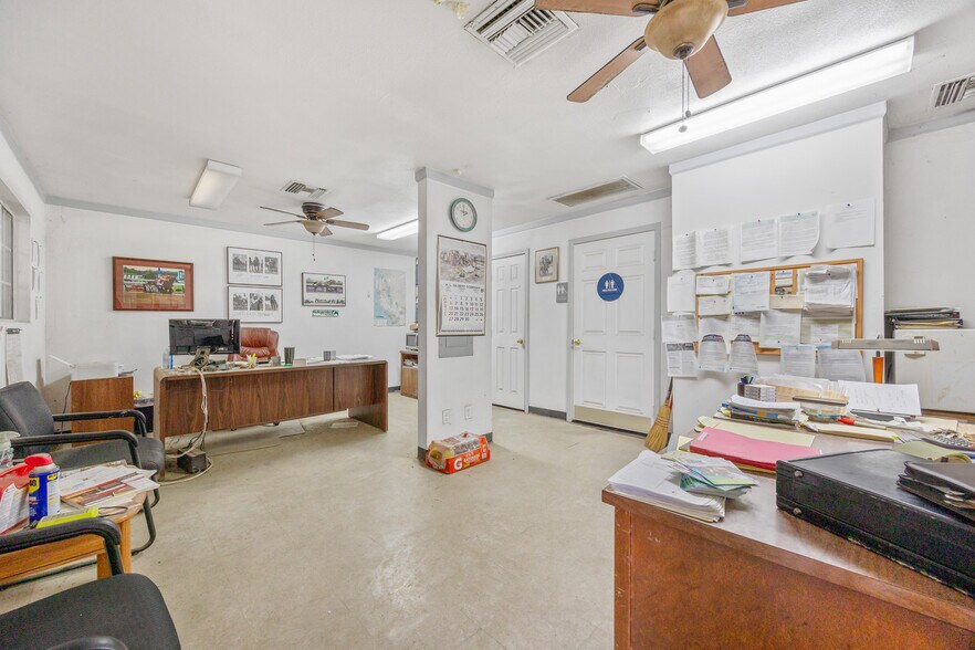 More Photos Of 780 N Todd Ave, Azusa Distribution For Sale