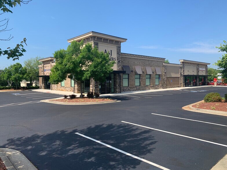 Primary Photo Of 1575 Scenic Hwy N, Snellville General Retail For Lease