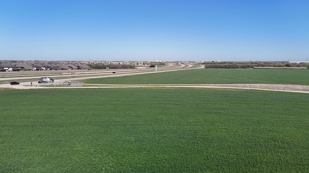 More Photos Of Hwy 360, Grand Prairie Land For Sale