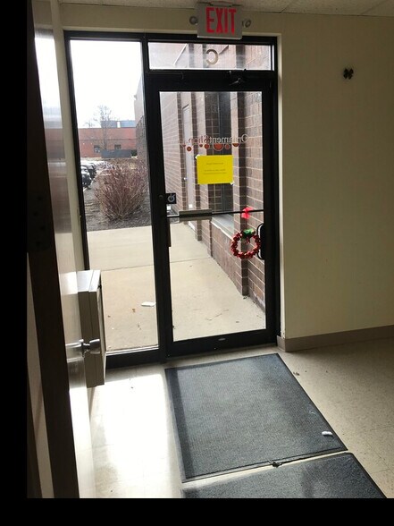 More Photos Of 28457 Ballard Dr, Lake Forest Light Manufacturing For Lease
