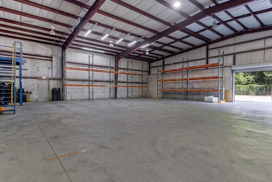 More Photos Of 6632 Elva St, Milton Industrial For Lease