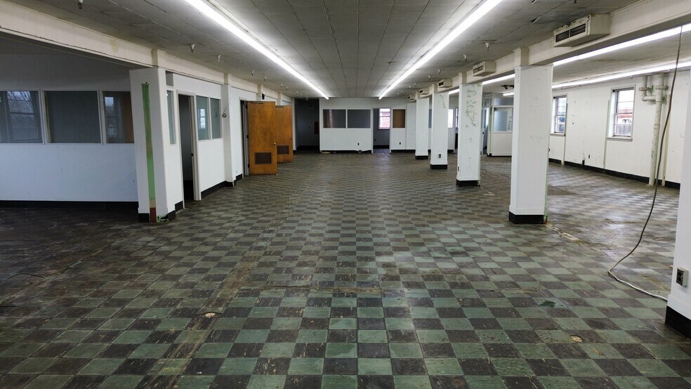 More Photos Of 101-105 Church St, Aberdeen Manufacturing For Lease