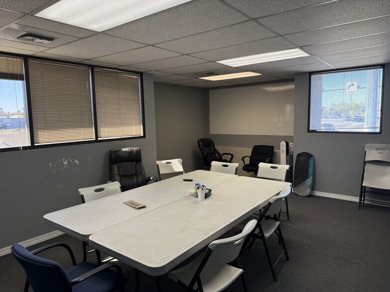 More Photos Of 5815 N Black Canyon Hwy, Phoenix Medical For Lease