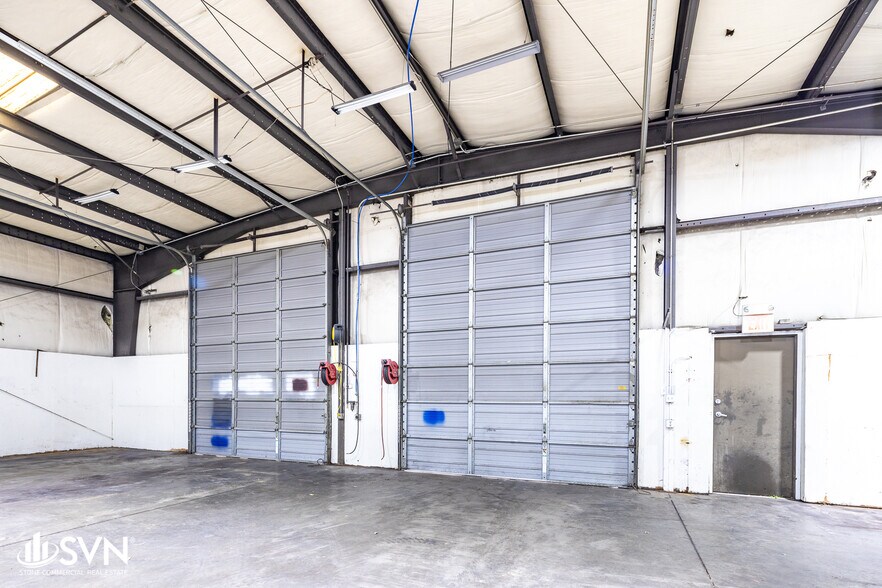 More Photos Of 136 Eisenhour Ct, Nicholasville Warehouse For Lease