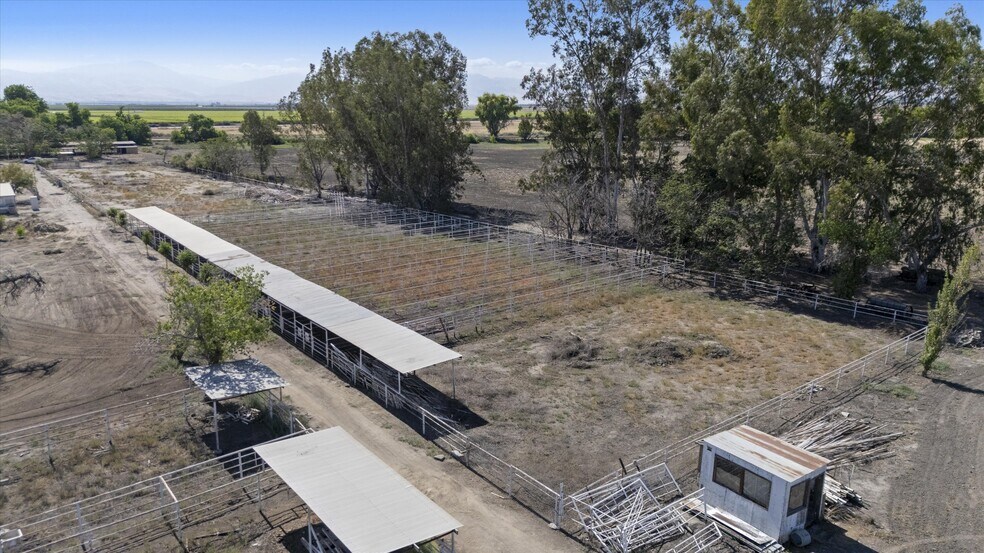 More Photos Of 8661 Herring Rd, Bakersfield Land For Sale