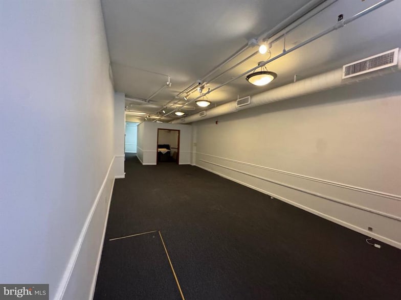 More Photos Of 220 Church St, Philadelphia Storefront Retail Office For Lease