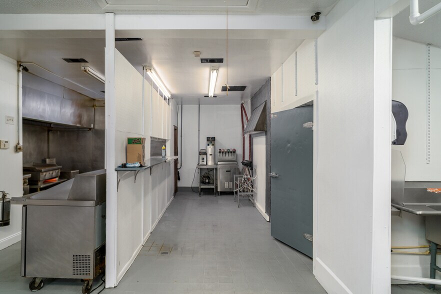 More Photos Of 406 N Piedmont Ave, Rockmart Restaurant For Sale