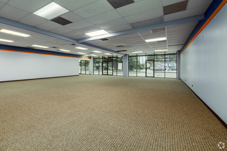 More Photos Of 25770 Interstate 45 North, Spring Storefront Retail Office For Sale