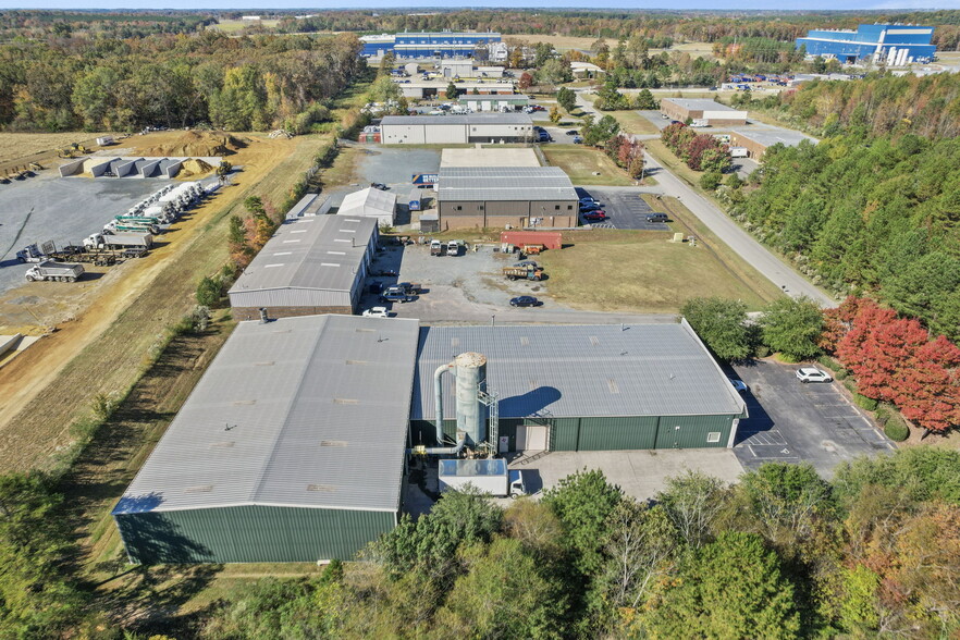 More Photos Of 3213 Westwood Industrial Dr, Monroe Manufacturing For Lease
