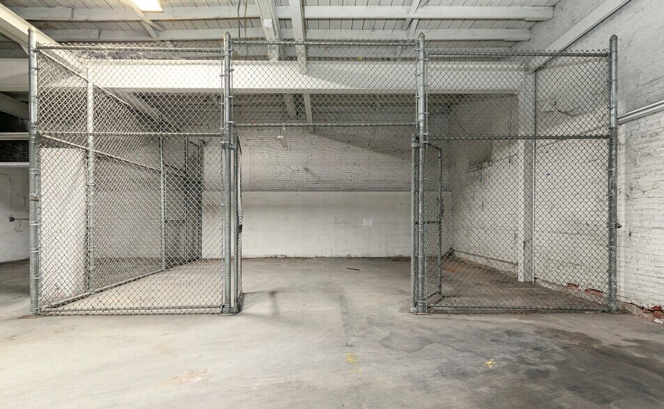 More Photos Of 530 W McDaniel St, Springfield Industrial For Lease