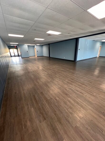 More Photos Of 115-119 Washington St NE, Brainerd Storefront Retail Office For Lease